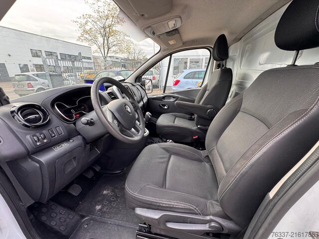 Arbeitsbühne Renault Trafic III  Steiger France Elevateur 111