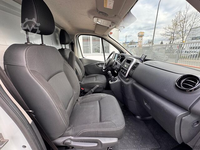 Arbeitsbühne Renault Trafic III  Steiger France Elevateur 111