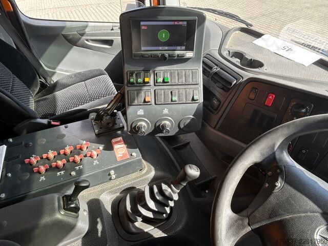 Kehrmaschine MERCEDES-BENZ Atego 1324 / Bucher CityFant 6000