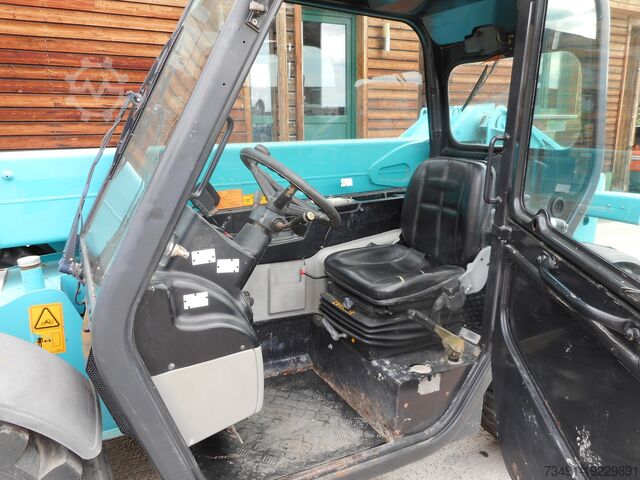 Telescopic arm forklift Bobcat T2250