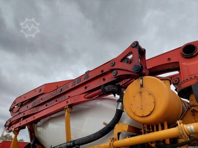 Betonpumpen-LKW MAN 35.413 FFD-TM BB CIFA MAGNUM MK 28.4