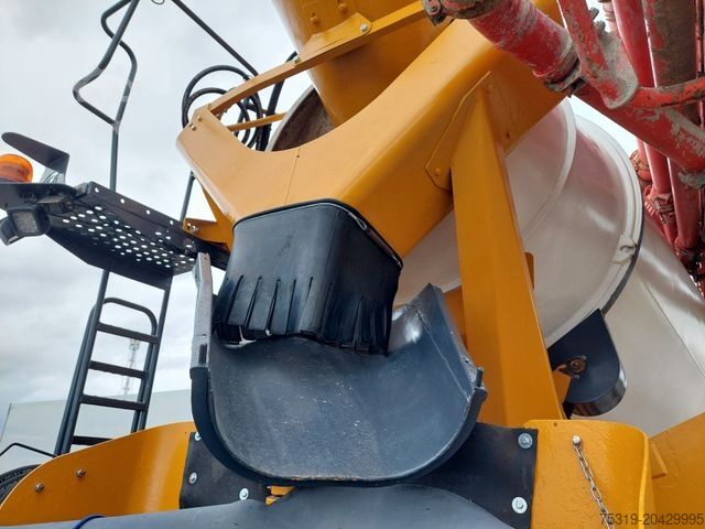 Betonpumpen-LKW MAN 35.413 FFD-TM BB CIFA MAGNUM MK 28.4