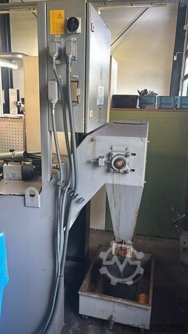 Universal machining center DMG MORI DMU 70 evo
