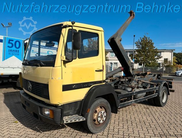 Transporter mit Kipper MERCEDES-BENZ 814 BB Abrollkipper/ Meiller City Haken/ 2x AHK