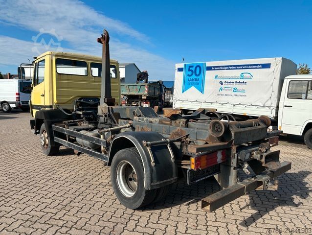 Transporter mit Kipper MERCEDES-BENZ 814 BB Abrollkipper/ Meiller City Haken/ 2x AHK