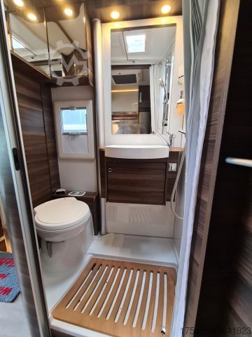 Teilintegriertes Wohnmobil LAIKA Ecovip L 3019 *Hubstützen-Anlage*Dachklima*