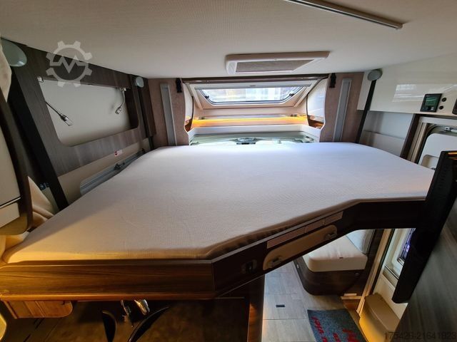 Teilintegriertes Wohnmobil LAIKA Ecovip L 3019 *Hubstützen-Anlage*Dachklima*