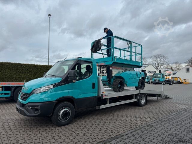 Autotransporter IVECO Maschinentransporter Arbeitsbühnentransporter