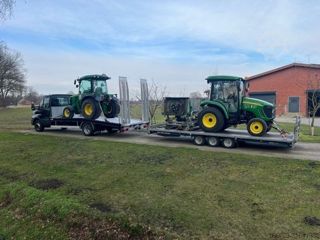 Autotransporter IVECO Maschinentransporter Arbeitsbühnentransporter