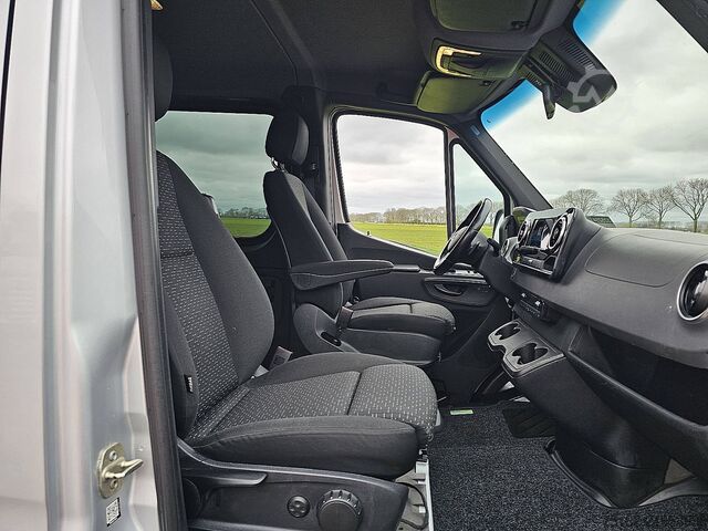 Personenbeförderung MERCEDES-BENZ SPRINTER 316 L2H1 9-Pers 2x Airco
