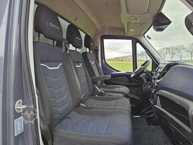 Kipper IVECO DAILY 35C18 ac automaat EURO6