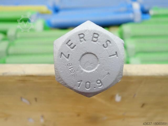 Hexagon screw M 36 x 300 - 10.9  