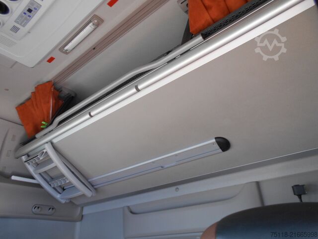 Volumen SZM DAF XF 530 SSC - LOW DECK