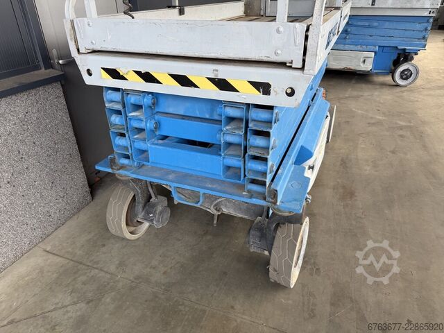 JLG 2646ES scissor lift, scissor work platform, year 2006 / 970 hours, 10m working height JLG 2646ES schaarlift schaar hoogwerker 2006 / 970uur 10mtr werkhoogte