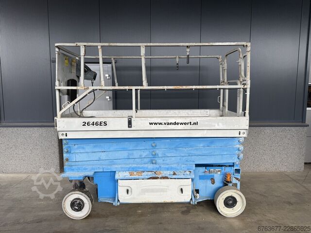 JLG 2646ES scissor lift, aerial work platform, year 2006 / 280 hours, 10m working height JLG 2646ES schaarlift schaar hoogwerker 2006 / 280uur 10mtr werkhoogte