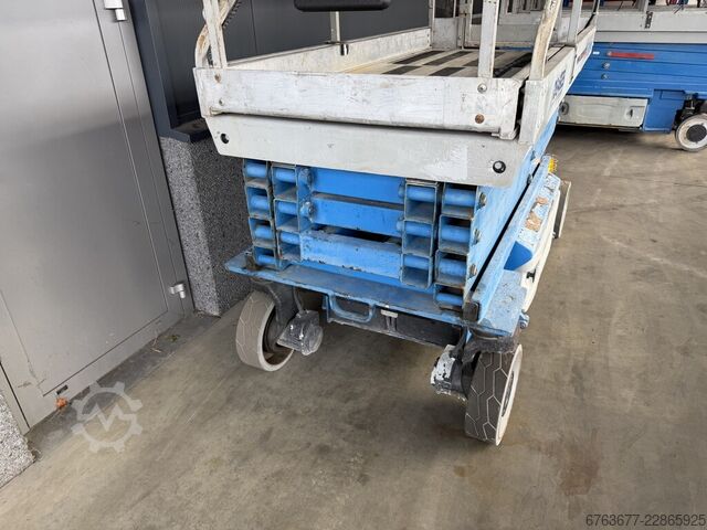 JLG 2646ES scissor lift, aerial work platform, year 2006 / 280 hours, 10m working height JLG 2646ES schaarlift schaar hoogwerker 2006 / 280uur 10mtr werkhoogte