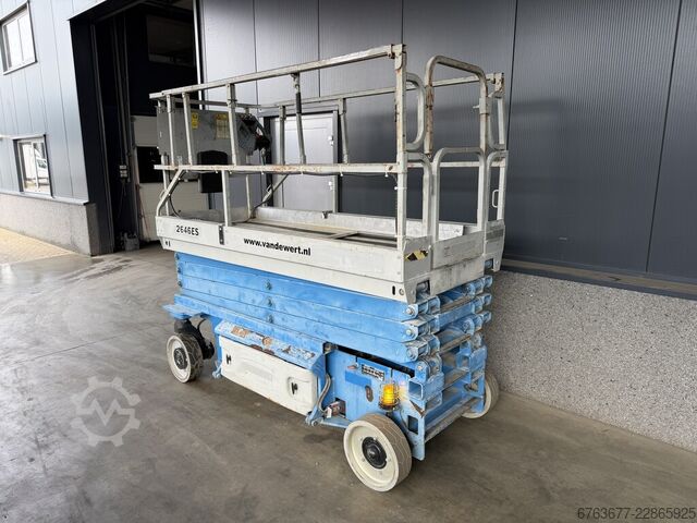 JLG 2646ES scissor lift, aerial work platform, year 2006 / 280 hours, 10m working height JLG 2646ES schaarlift schaar hoogwerker 2006 / 280uur 10mtr werkhoogte