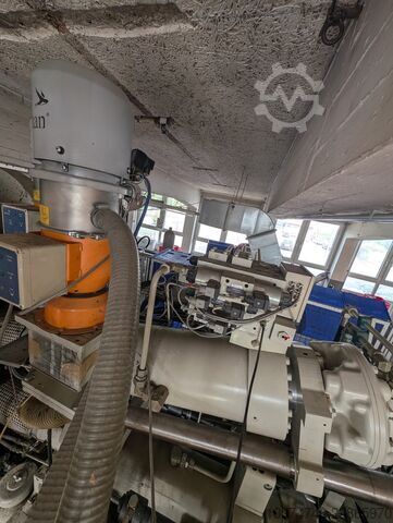 Gummiverarbeitungsmaschine DESMA S 712