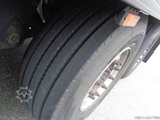 Kühlauflieger KRONE SD Carrier Doppelstock Trennwand Liftachse