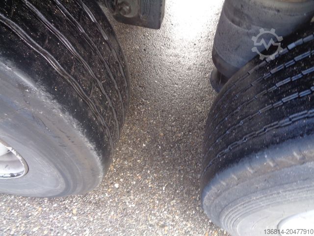 Kühlauflieger KRONE SD Carrier Trennwand Liftachse Doppelstock
