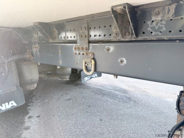 Kühlkoffer-LKW SCANIA P320 6x2*4 Carrier Supra 1250 Mt 9.80 m Kühl