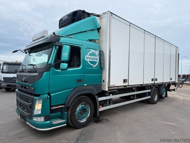 Kühlkoffer-LKW VOLVO FM330 6x2*4 Carrier Supra 1050 Nordic