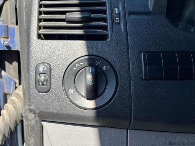 Kastenwagen VOLKSWAGEN CRAFTER 2,0 TDI HECKANTRIEB TEMPOMAT KLIMA AHK