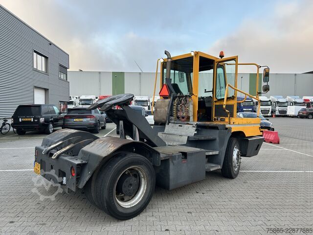 Standard-SZM Terberg YT 182 / Cummins / Allison / 2008 / Terminal Tr...
