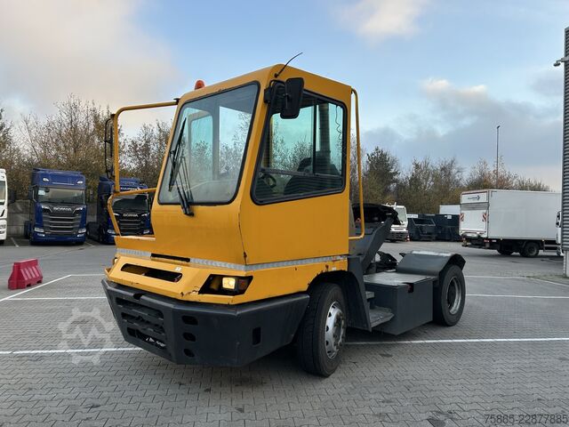 Standard-SZM Terberg YT 182 / Cummins / Allison / 2008 / Terminal Tr...