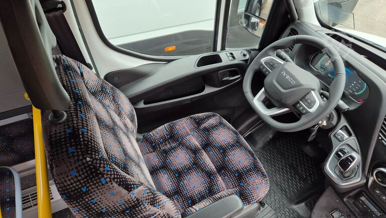 Stadtbus IVECO Daily Heckniederflur Elektro City Sprinter alt.