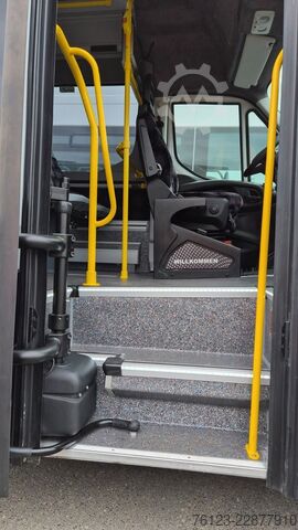 Stadtbus IVECO Daily Heckniederflur Elektro City Sprinter alt.