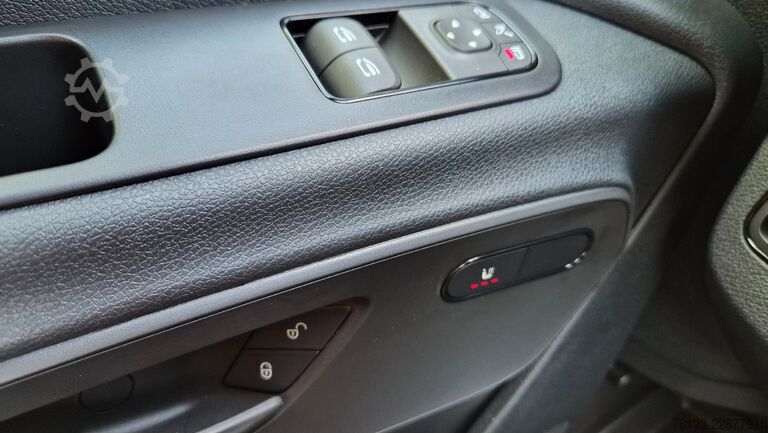 Kleinbus MERCEDES-BENZ Sprinter Elektro 9 Sitzer Bürgerbus