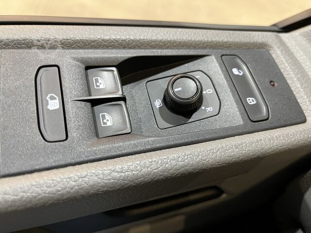 Kastenwagen VW Transporter 2.0 TDI L1H1 150 PK Servicebus / So...