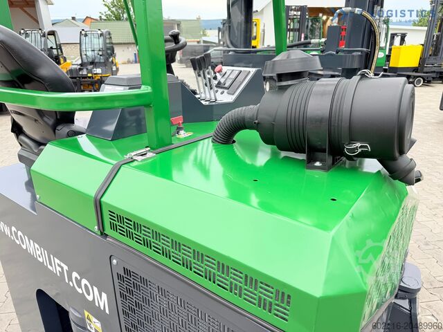 Vierwege-Gabelstapler Combilift CB3000 / TRIPLEX 4900MM / FREE LIFT