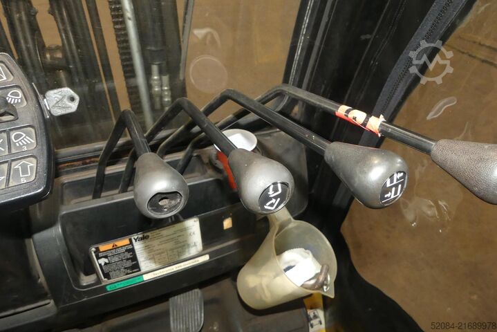 Yale - Treibgas-Gabelstapler Yale GDP30VX E2195