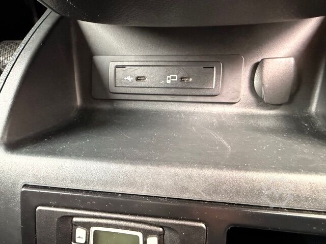 Kleinbus Mercedes-Benz V 250 d lang Edition *LIEGE-PAKET/STHZ/A