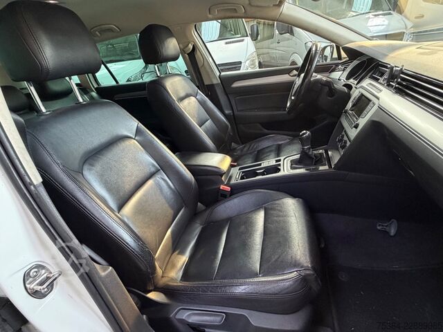 Kleinbus VW Passat Variant 1.6 TDI 88 KW Motorschaden.....
