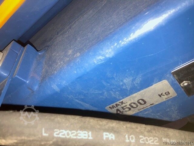 Fertilizer spreader Bögballe M45 plus