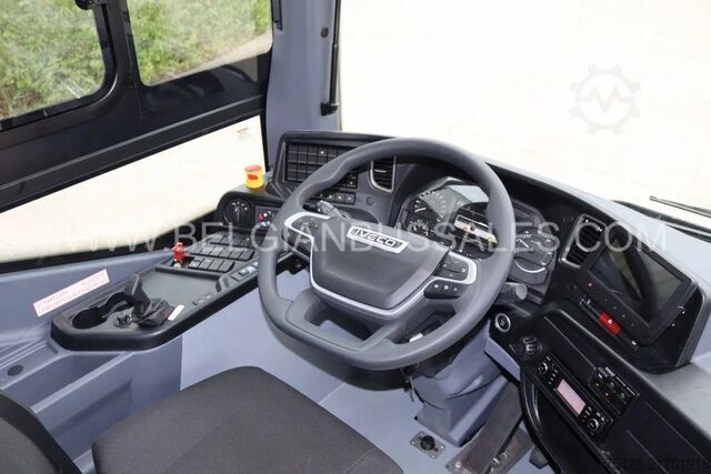 Intercitybus Iveco Crossway 13m Pop Light / Double middle door / N...