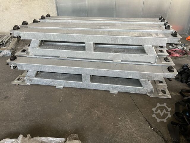 Low loader semitrailer Müller-Mitteltal Ausgleichsbock für Satteltieflader incl. Conatinerverschlüssen