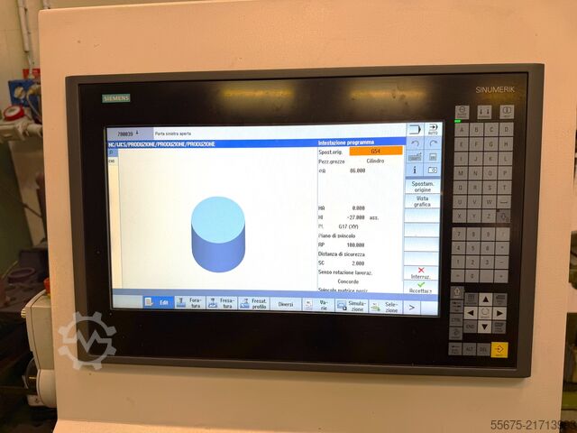 Universal 5-axis machining center Spinner U5-1520