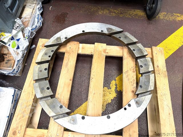 Universal 5-axis machining center Spinner U5-1520