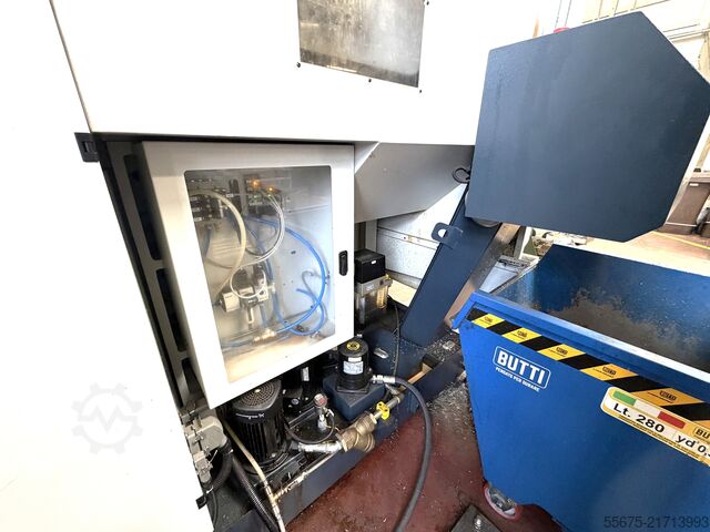 Universal 5-axis machining center Spinner U5-1520