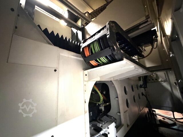 Universal 5-axis machining center Spinner U5-1520