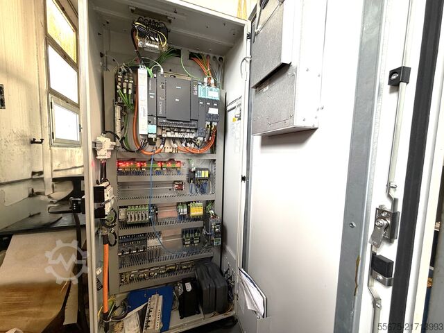 Universal 5-axis machining center Spinner U5-1520