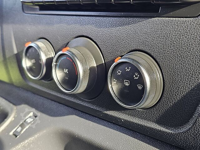 Suitcase RENAULT MASTER 2.3 Bakwagen Laadklep!