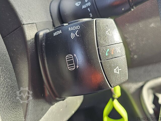 Suitcase RENAULT MASTER 2.3 Bakwagen Laadklep!