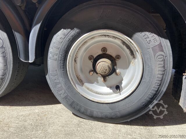 Anhänger mit Pritsche & Plane Möslein TPW 105 D Schwebheim Tandem- Planenanhänger Durchladbar