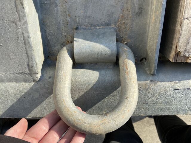 Low loader trailer Möslein TO 3 F Schwebheim  Neuwertig 3 Achs Tieflader 8,10 m Ladefläche