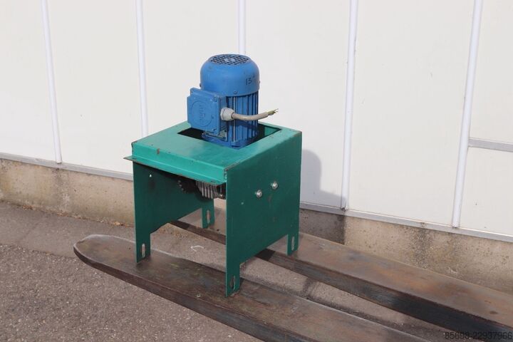 Elsto ESFA71m4A-40 Motor, 230/400 Volt ELSTO ESFA71m4A-40